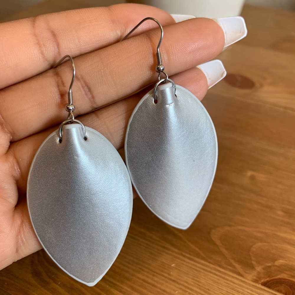 Teardrop Earrings.